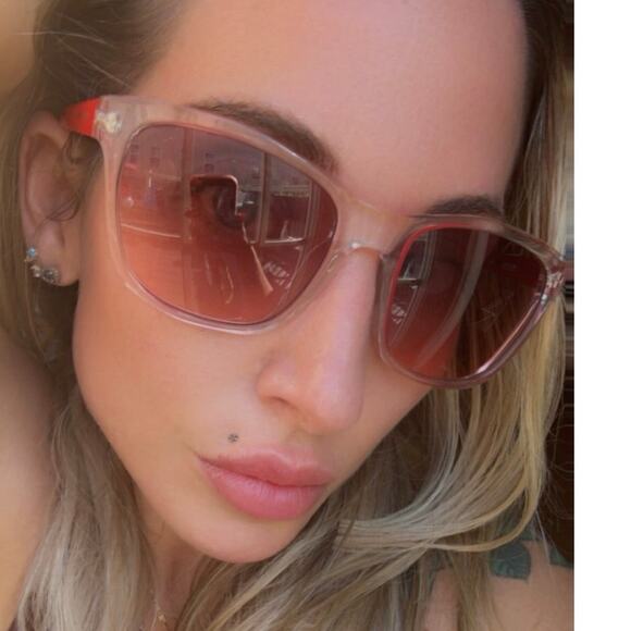 Michael Kors Tessa M2904S 639 Red Clear Wayfarer Gradient Pink Sunglasses Case - Picture 15 of 15